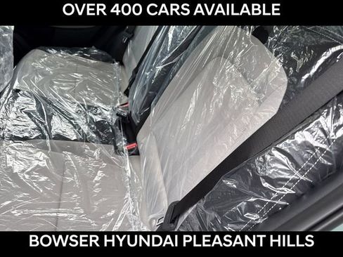 New 2026 Hyundai Venue SEL FWD image 5