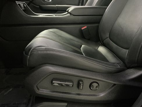 Used 2023 Honda Pilot EX-L image 15