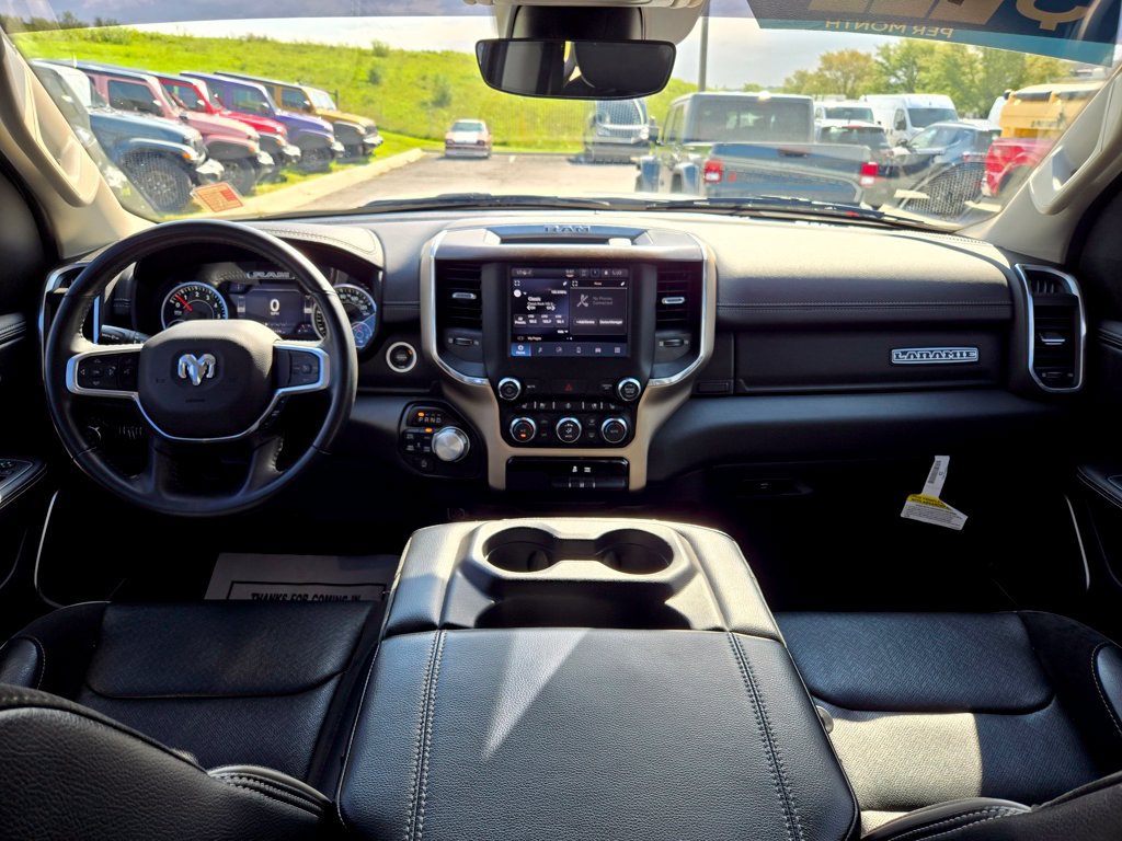 Used 2022 RAM 1500 Laramie AWD/4WD image 17