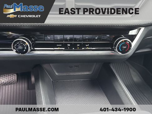 Used 2026 Chevrolet Equinox LT w/ Midnight Edition AWD/4WD image 12