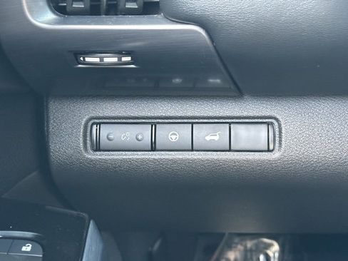 Certified 2024 Nissan Pathfinder SL image 35