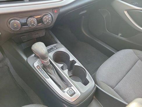 Used 2024 Chevrolet Trax LS image 31