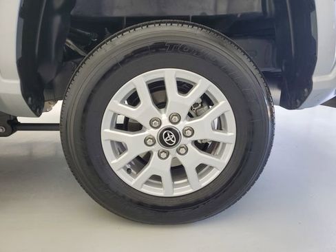 Used 2025 Toyota Tacoma SR5 image 11