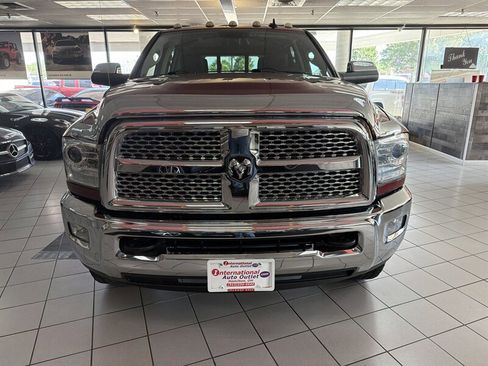 Used 2014 RAM 2500 Laramie AWD/4WD image 3