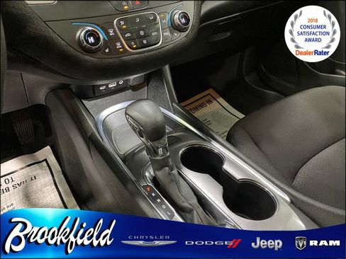 Used 2023 Chevrolet Malibu LT image 25