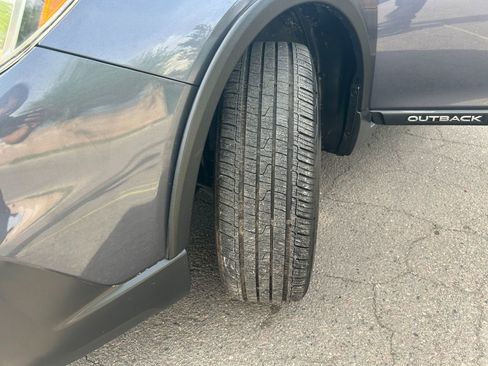 Used 2015 Subaru Outback 3.6R Limited image 26