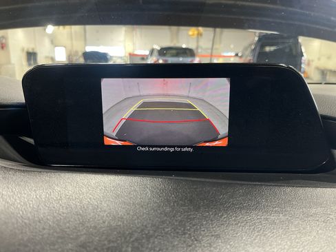 Used 2022 MAZDA MAZDA3 s FWD image 34