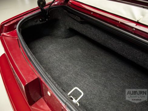 Used 1989 Ford Mustang GT RWD image 12