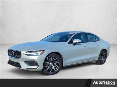 Used 2020 Volvo S60 T6 Momentum