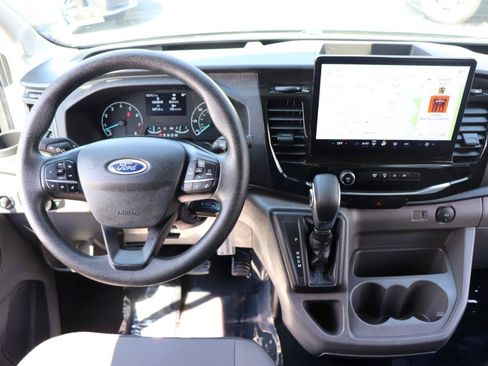 Used 2025 Ford Transit 350 XLT RWD image 22