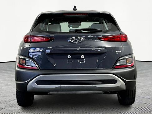 Used 2023 Hyundai Kona SE image 5