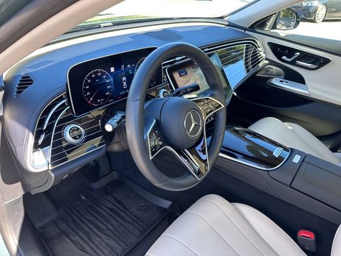 Certified 2024 Mercedes-Benz E 450 4MATIC Sedan image 18