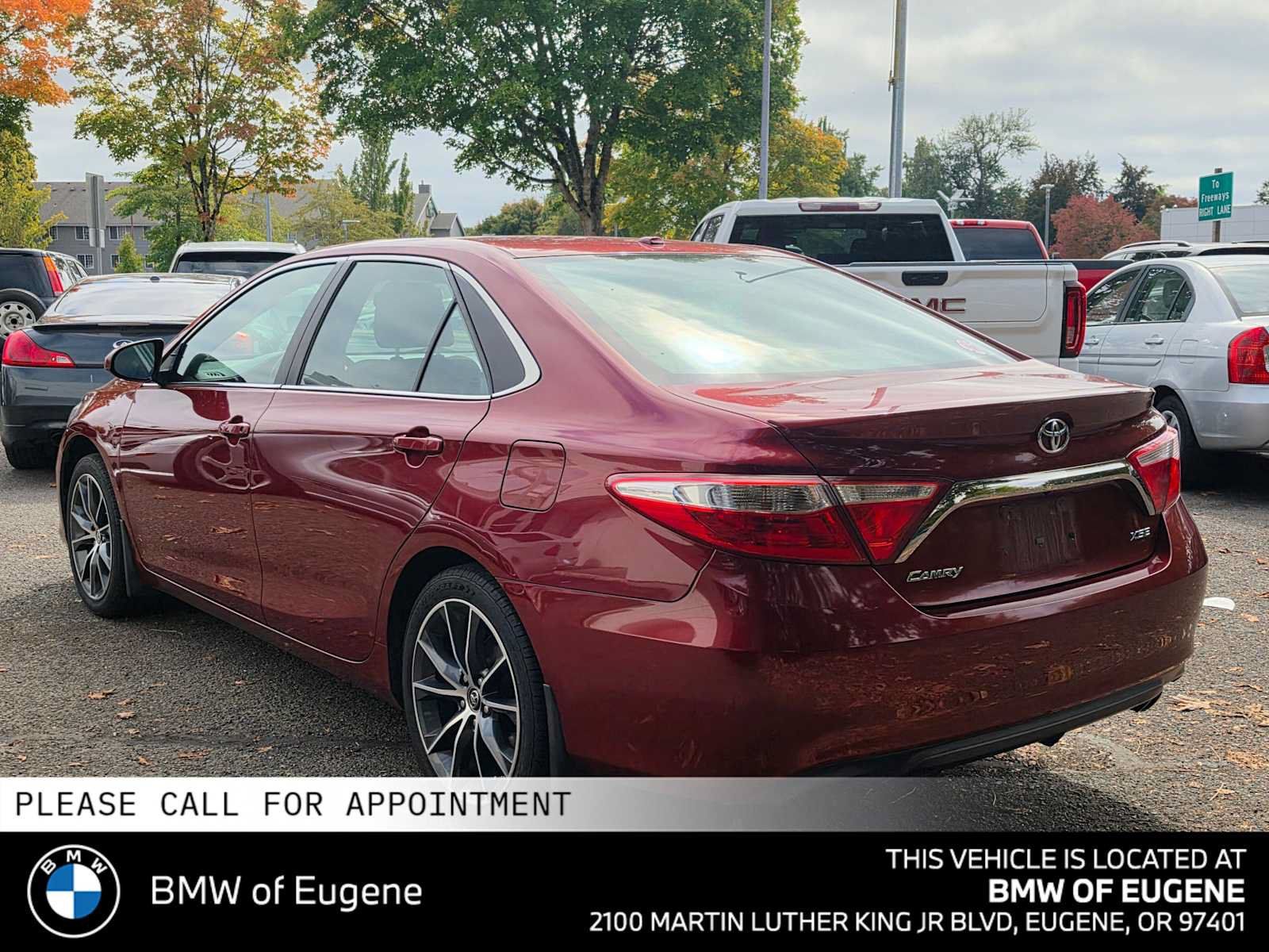 Used 2015 Toyota Camry XSE w/ Moonroof Package FWD image 5