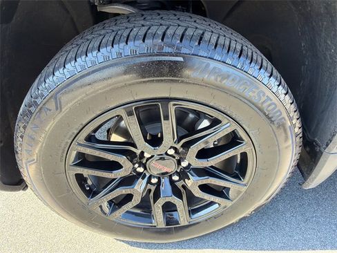 Certified 2024 GMC Sierra 1500 Elevation image 11