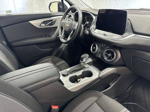 Certified 2025 Chevrolet Blazer LT w/ Midnight/Sport Edition image 25