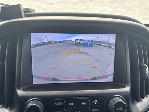 Used 2015 Chevrolet Colorado Z71 image 8