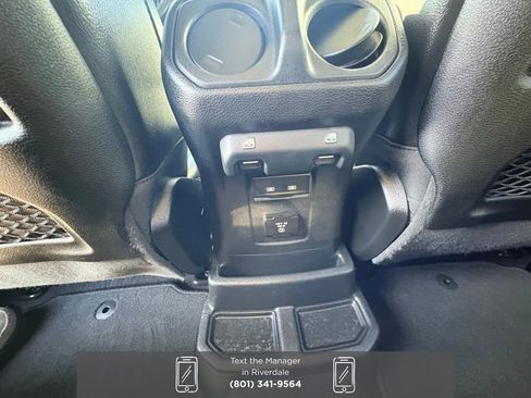 Used 2022 Jeep Wrangler Unlimited Rubicon 4xe image 15