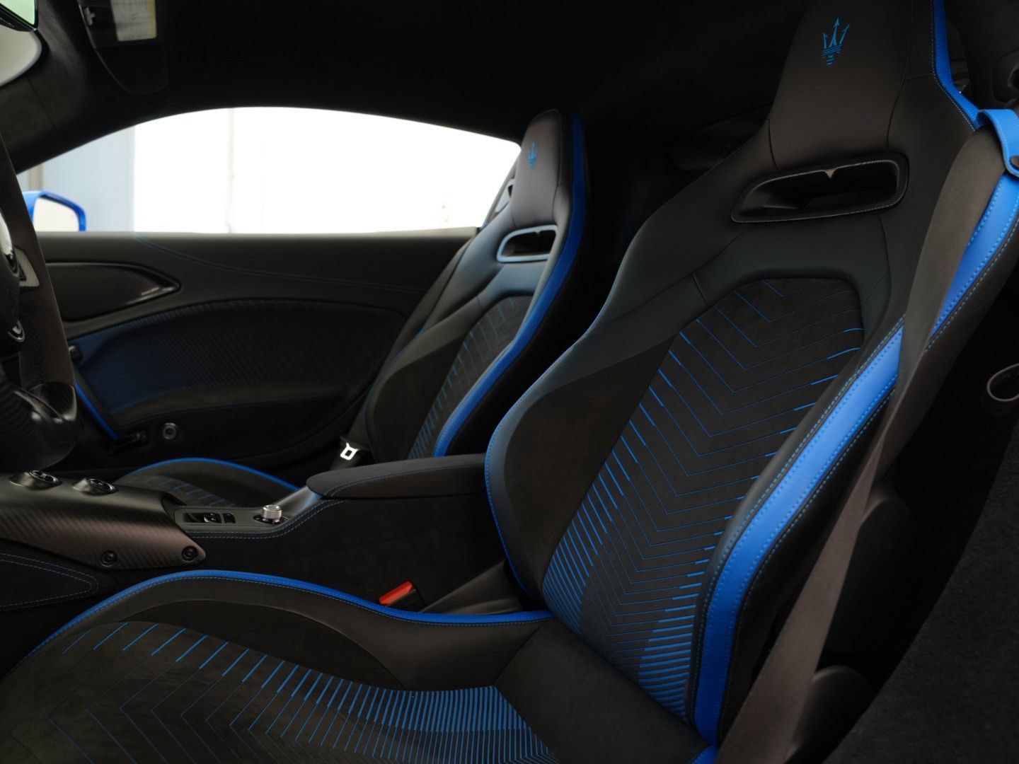 Used 2023 Maserati MC20 Coupe RWD image 24