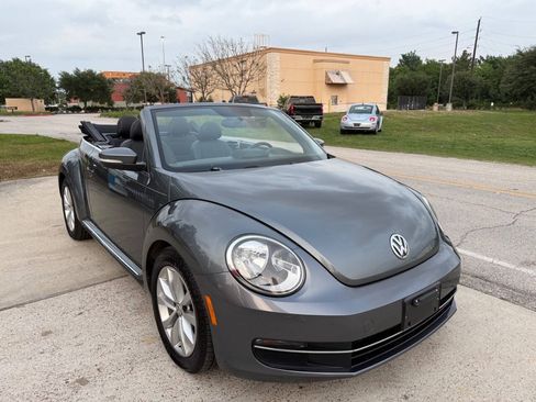 Used 2013 Volkswagen Beetle TDI FWD image 27