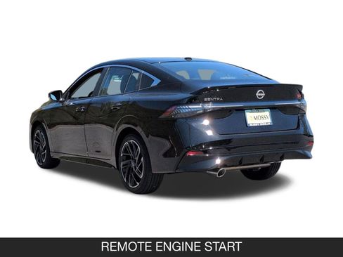 New 2026 Nissan Sentra SR w/ Floor Mat Package FWD image 7
