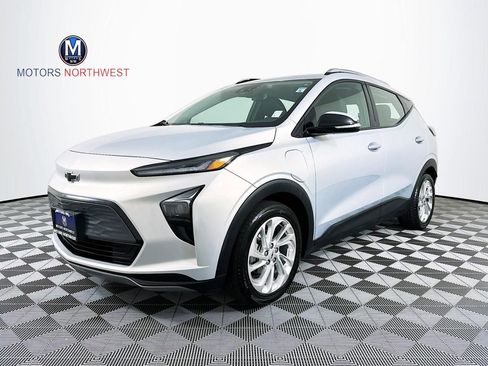 Used 2023 Chevrolet Bolt EUV LT FWD image 1