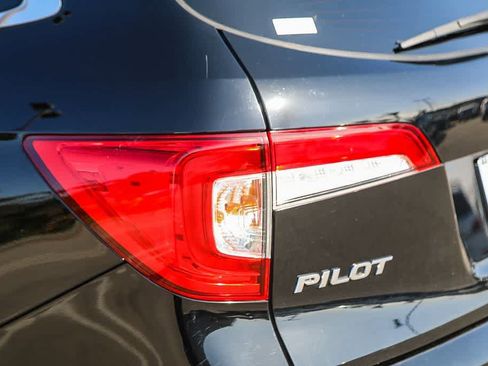 Used 2021 Honda Pilot Special Edition image 8