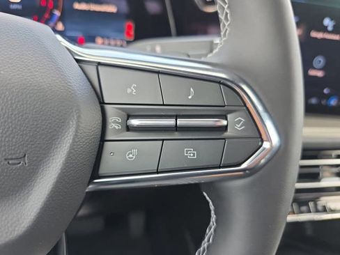 New 2026 Chevrolet Traverse LT w/ Midnight/Sport Edition FWD image 21