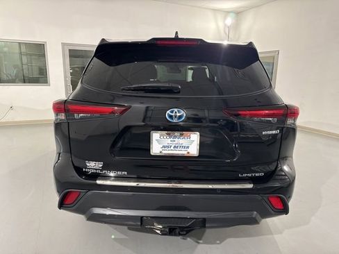 Used 2024 Toyota Highlander Limited AWD/4WD image 8