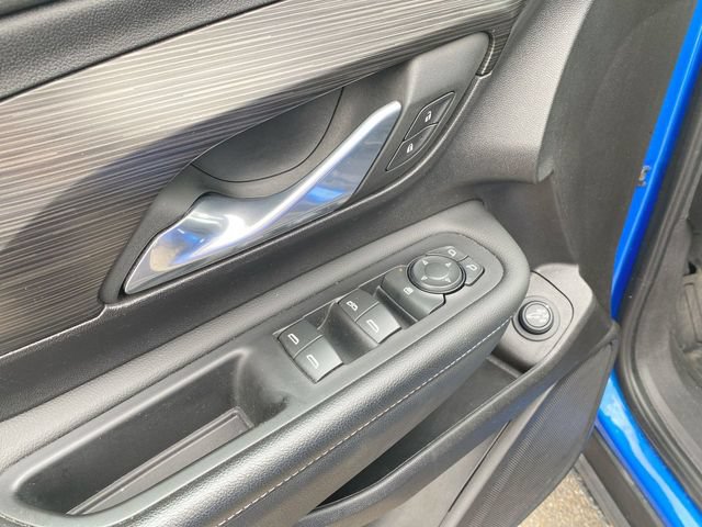 Used 2024 GMC Terrain SLE w/ Driver Convenience Package FWD image 22