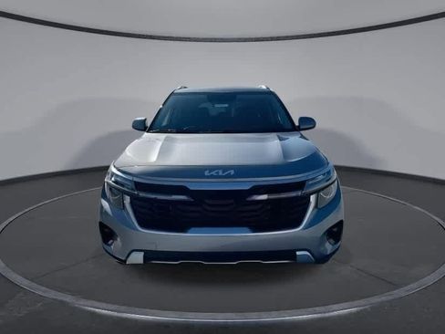 New 2026 Kia Seltos EX image 8