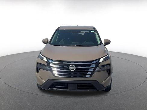 Used 2025 Nissan Rogue SV FWD image 4