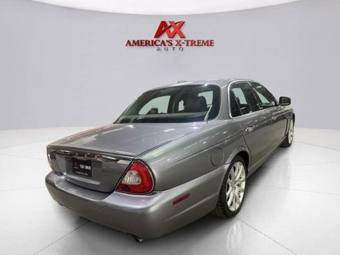 Used 2008 Jaguar XJ8 RWD image 6