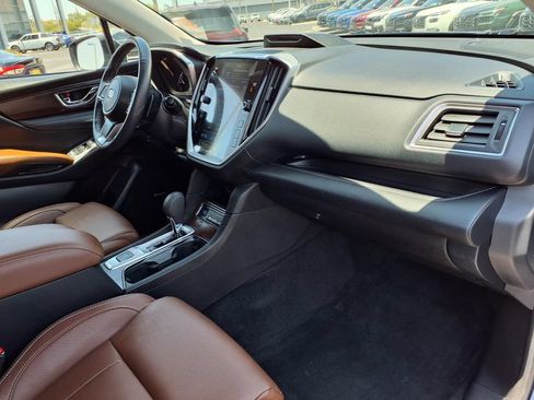 Used 2023 Subaru Ascent Touring AWD/4WD image 18