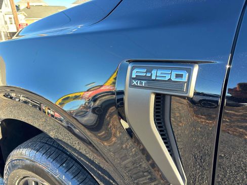 Used 2022 Ford F150 XLT w/ Equipment Group 302A High image 7