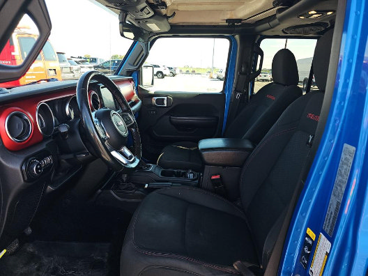 Used 2021 Jeep Gladiator Rubicon w/ Dual Top Group AWD/4WD image 3