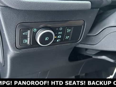 New 2026 Ford Escape SE FWD image 11