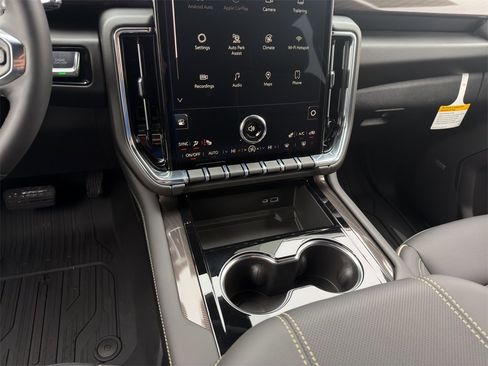 New 2026 GMC Yukon Elevation w/ LPO, Floor Liner Package image 15