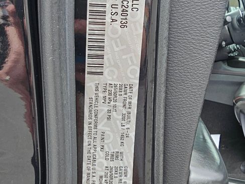 Used 2024 Dodge Durango GT image 24