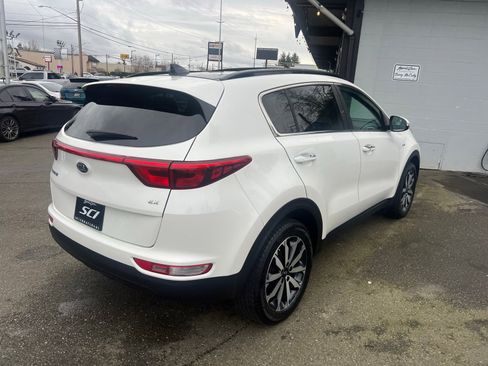 Used 2019 Kia Sportage EX w/ EX Premium Package image 5