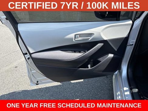 Used 2025 Toyota Corolla LE FWD image 13