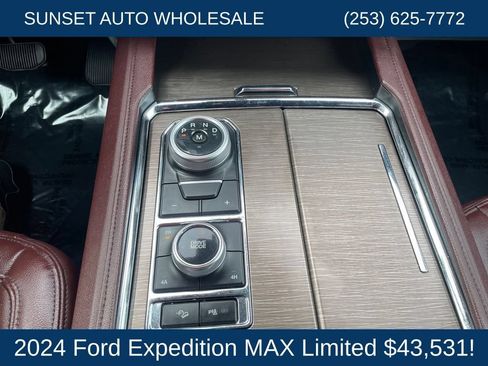 Used 2024 Ford Expedition Max Limited AWD/4WD image 46
