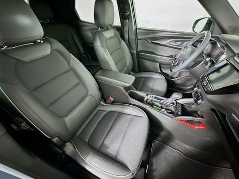 Used 2023 Chevrolet TrailBlazer RS w/ Convenience Package image 30