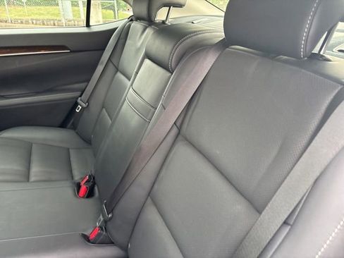 Used 2015 Lexus ES 350 w/ Premium Package FWD image 4
