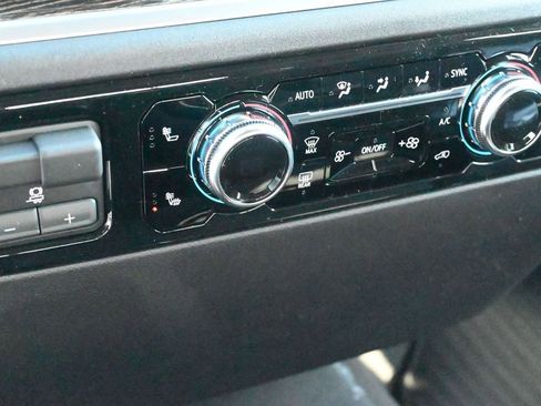 New 2026 GMC Sierra 3500 SLE image 23