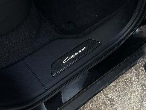 Used 2025 Porsche Cayenne GTS image 17