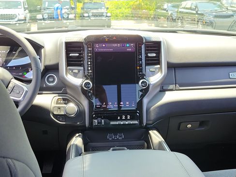 New 2026 RAM 1500 Big Horn AWD/4WD image 14