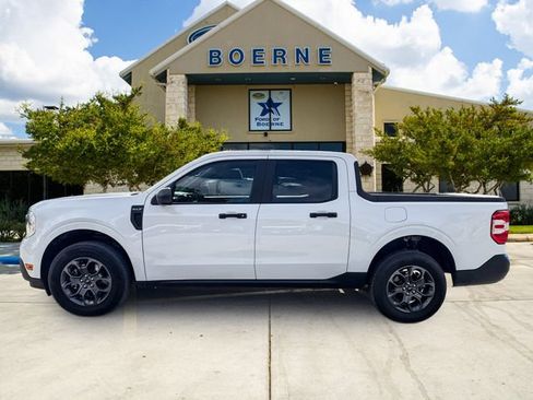 Used 2024 Ford Maverick XLT FWD image 2