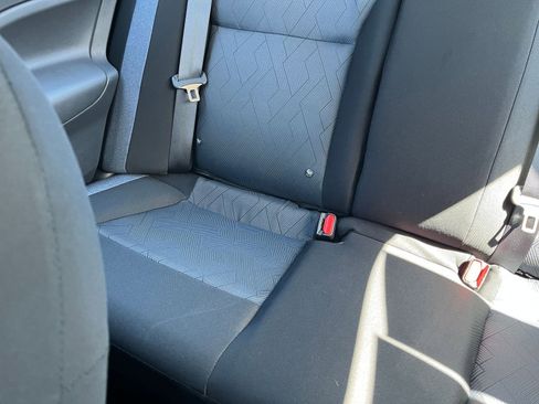 Used 2025 Nissan Versa SV image 39