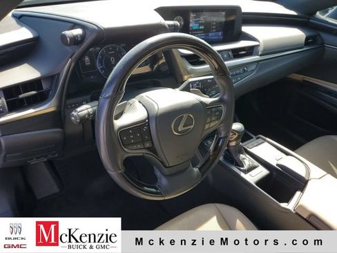 Used 2019 Lexus ES 350 w/ Premium Package FWD image 6