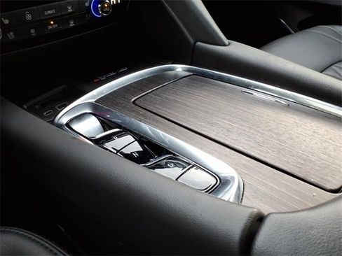 Used 2023 Buick Enclave Avenir w/ Avenir Technology Package image 21